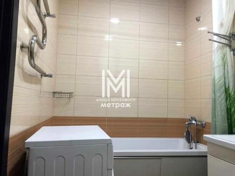 квартира за адресою Космонавтів вул., 5а