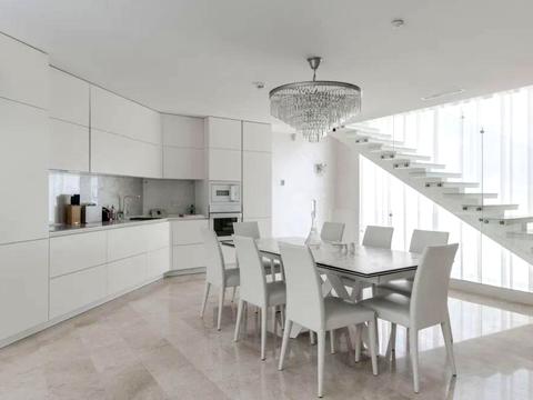 будинок за адресою Богдана Ступки пров.