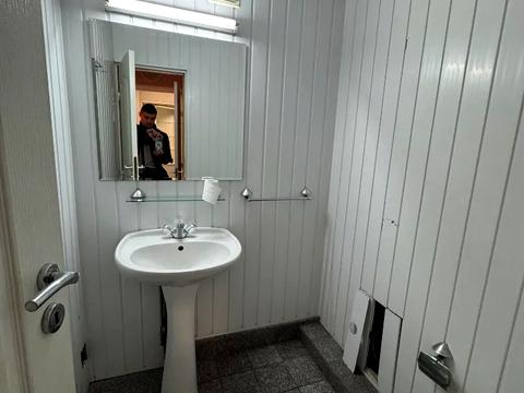 коммерческая по адресу Староказацкая ул. (Комсомольская), 38