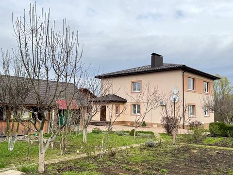 будинок за адресою Богдана Хмельницького