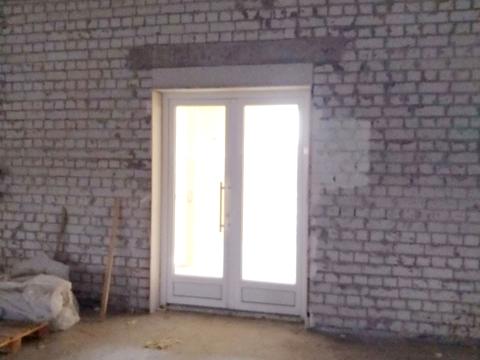 комерційна за адресою Чорних Запорожців вул. (Петра Запорожця), 28