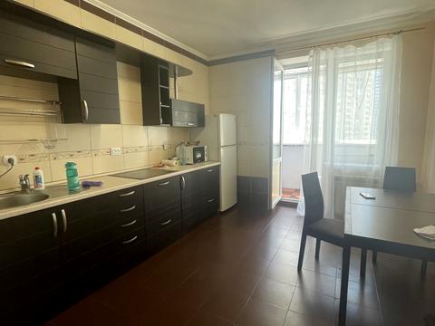 квартира за адресою Драгоманова вул., 1-А