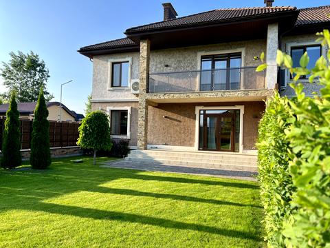 будинок за адресою Абрикосовая, 12