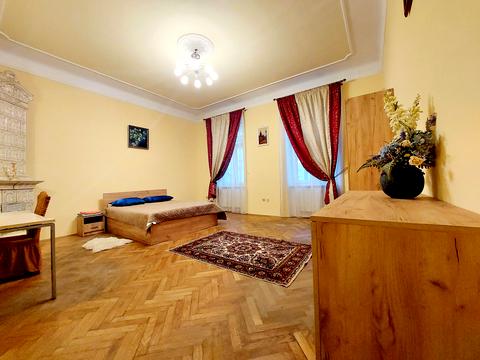 квартира за адресою Вакарчука, 6