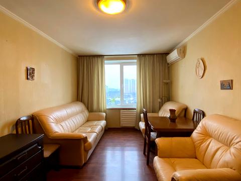 квартира за адресою Андрія Малишка вул., 21