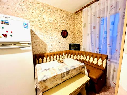квартира за адресою Космічна вул., 24а