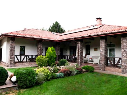 дом по адресу Київська