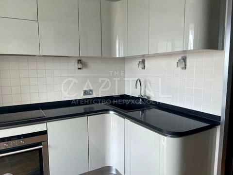 квартира за адресою Райдужна вул., 37