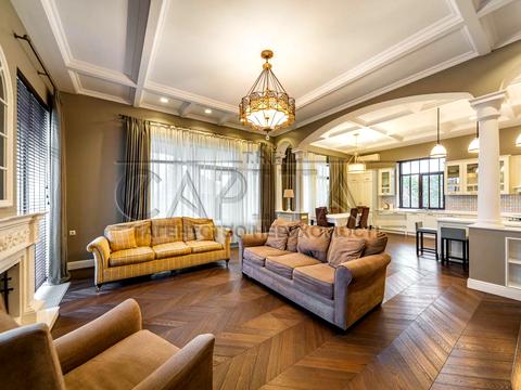 будинок за адресою Космонавтов, 5