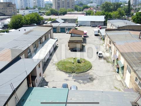 коммерческая по адресу Азербайджанская ул. (Бакинських Комісарів), 25