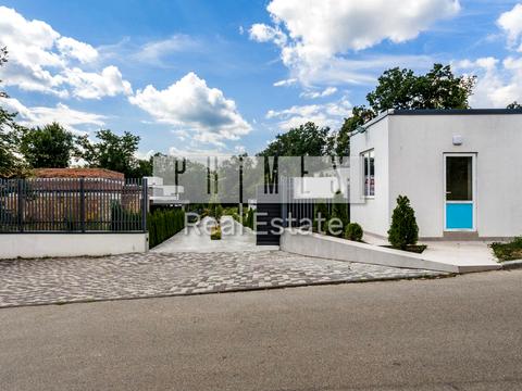 будинок за адресою Ватутіна пров.