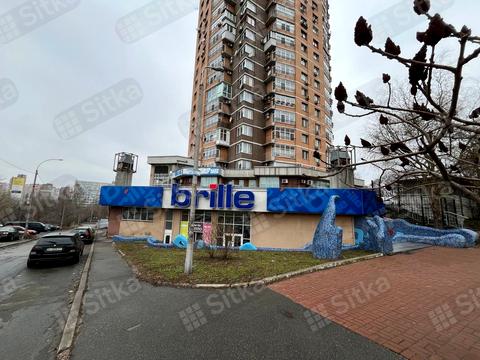 комерційна за адресою Чоколівський бульв., 42-А