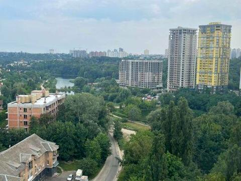 квартира за адресою Петра Радченка вул., 12
