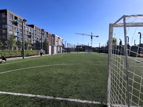 квартира за адресою Салютна вул., 2к10