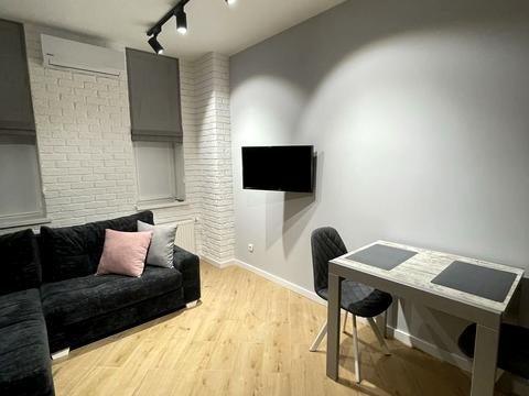 квартира за адресою Регенераторна вул., 4