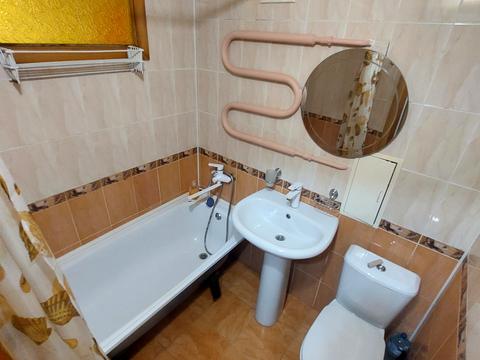 квартира за адресою Георгія Ґонґадзе вул. (Паризької Комуни), 7