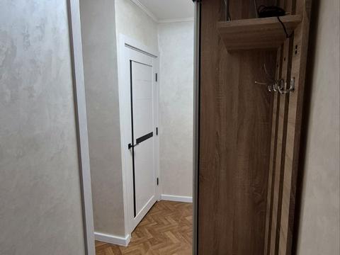 квартира за адресою Василя Симоненка вул., 18