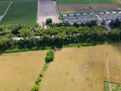 участок по адресу с. Гнатовка, 