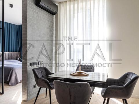 квартира по адресу Андрея Верхогляда ул. (Михайла Драгомирова), 15-Б