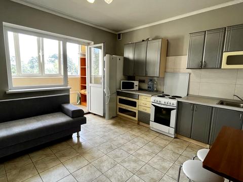 квартира за адресою Василя Симоненка вул., 2-А