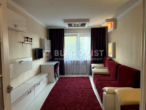 квартира за адресою Михайла Максимовича вул. (Онуфрія Трутенка), 7