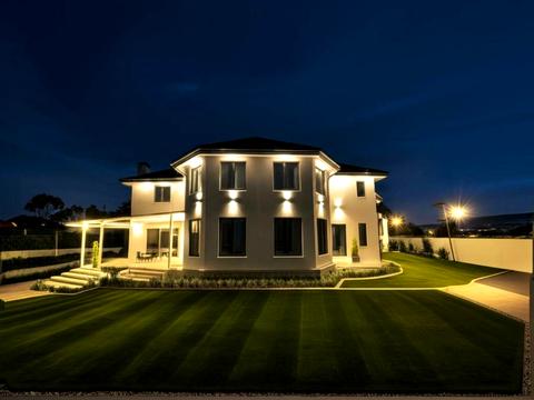 дом по адресу вул. Весняна