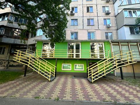 комерційна за адресою Сім'ї Глодан вул., 13а