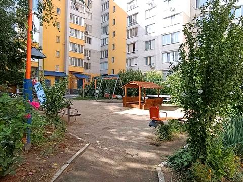 квартира за адресою Академіка Ющенка вул., 8