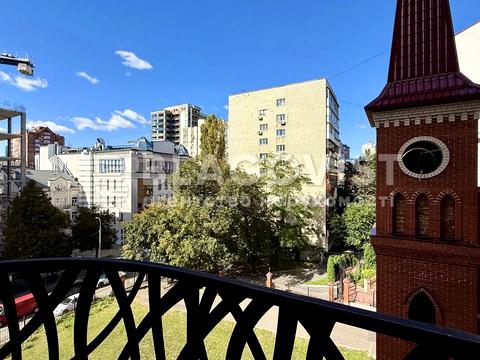 квартира за адресою Київ, Олександра Кониського вул., 22-А