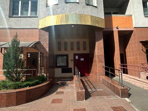 квартира за адресою Саперно-Слобідська вул., 10