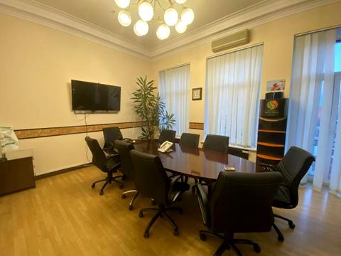 коммерческая по адресу Староказацкая ул. (Комсомольская), 5