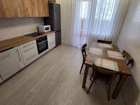 квартира за адресою Андрія Аболмасова вул. (Панельна), 7