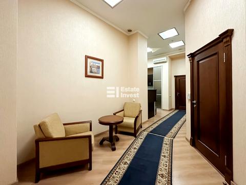 комерційна за адресою Космічна вул., 4/11