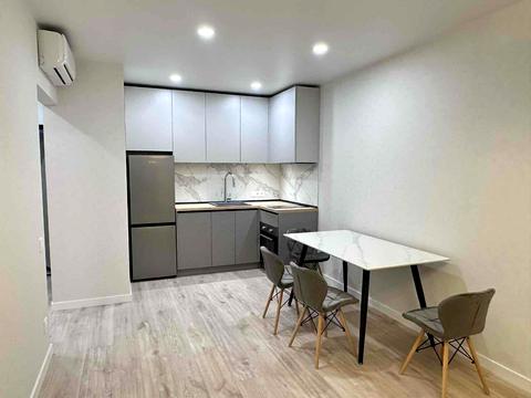 квартира за адресою Михайла Максимовича вул. (Онуфрія Трутенка), 28-Е