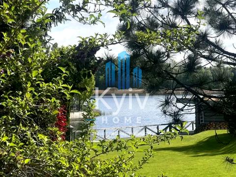 будинок за адресою Лугова вул.