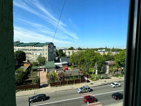комерційна за адресою Зелена вул., 131