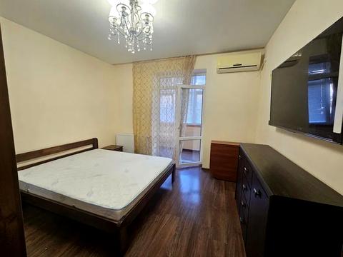 квартира за адресою житловий масив Тополя-2 вул., 12