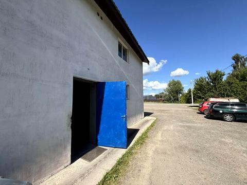 комерційна за адресою Свято-Покровська вул. (Леніна), 215а