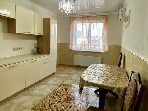квартира за адресою Академіка Сахарова вул., 3