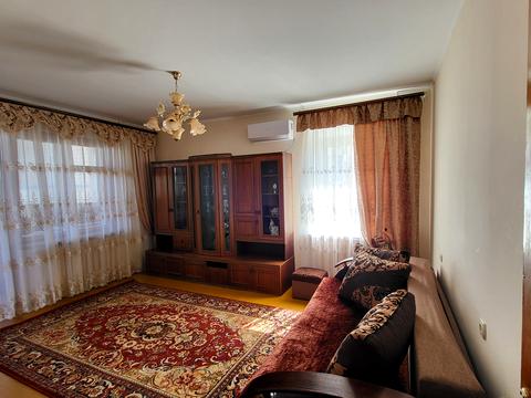 квартира за адресою Академіка Корольова вул., 74