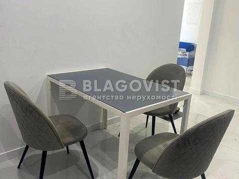 квартира за адресою Єлизавети Чавдар вул., 13