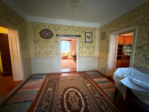 будинок за адресою Центральна, 100