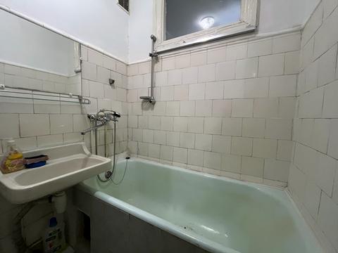 квартира за адресою Кропивницького вул., 18