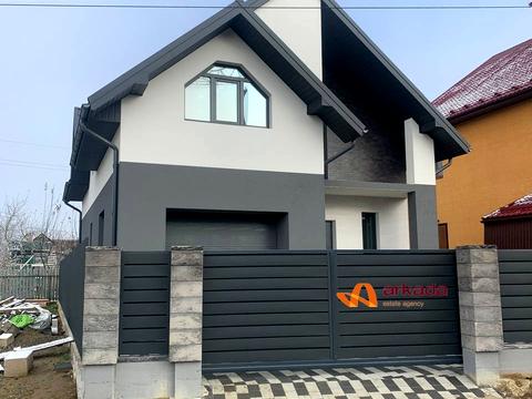 будинок за адресою Степана Бандери вул.