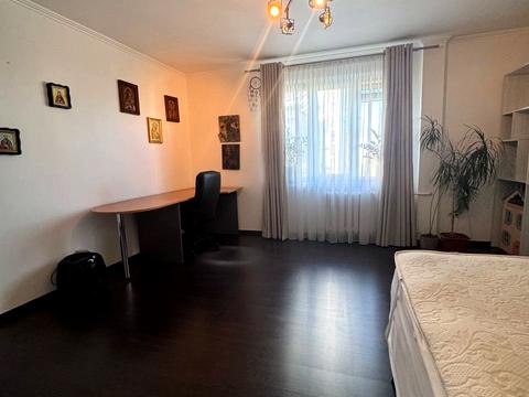 квартира за адресою Дарницький бульв., 8-А