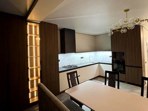 квартира за адресою Степана Бандери вул., 79