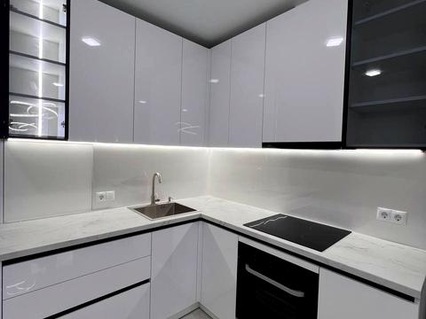 квартира по адресу Ивана Франко ул., 40 к1