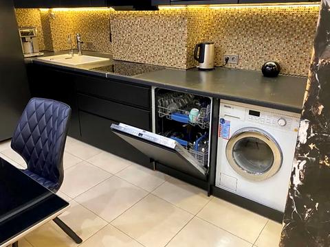 квартира по адресу Гвардейцев-Широнинцев ул., 70