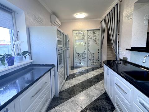 будинок за адресою 1 Травня вул.