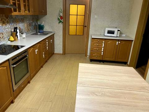 квартира за адресою Драгоманова вул., 1-Б